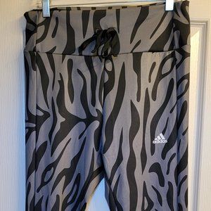 Womens RUNNING ESSENTIALS TIGER-PRINT 7/8 TIGHTS - size L